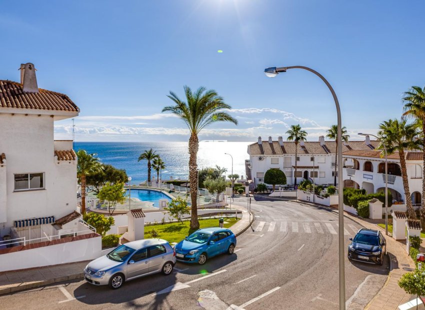 Herverkoop - apartment -
Orihuela Costa - Aguamarinas