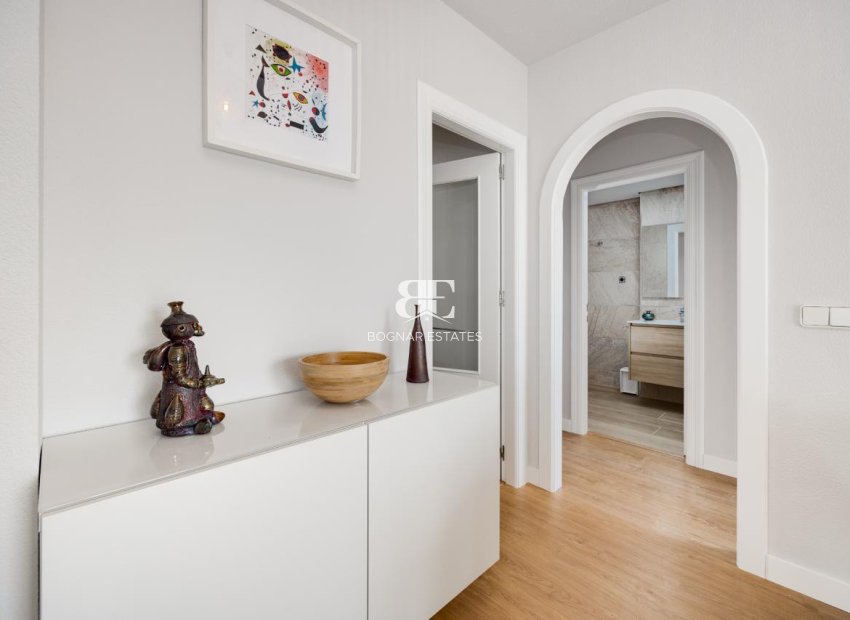 Herverkoop - apartment -
Orihuela Costa - Aguamarinas