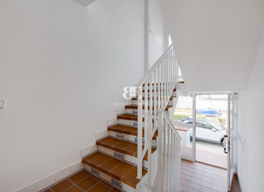 Herverkoop - apartment -
Orihuela Costa - Aguamarinas