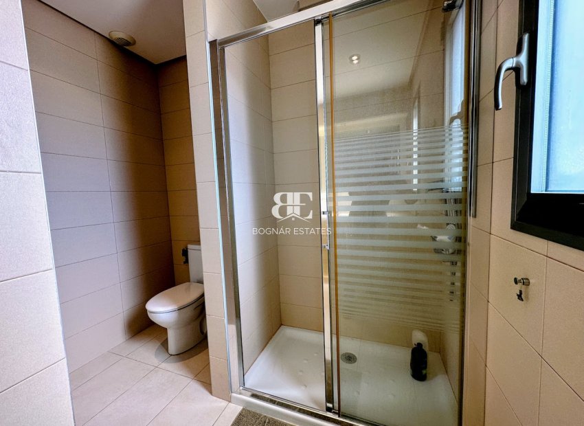Herverkoop - apartment -
Orihuela Costa - La Zenia