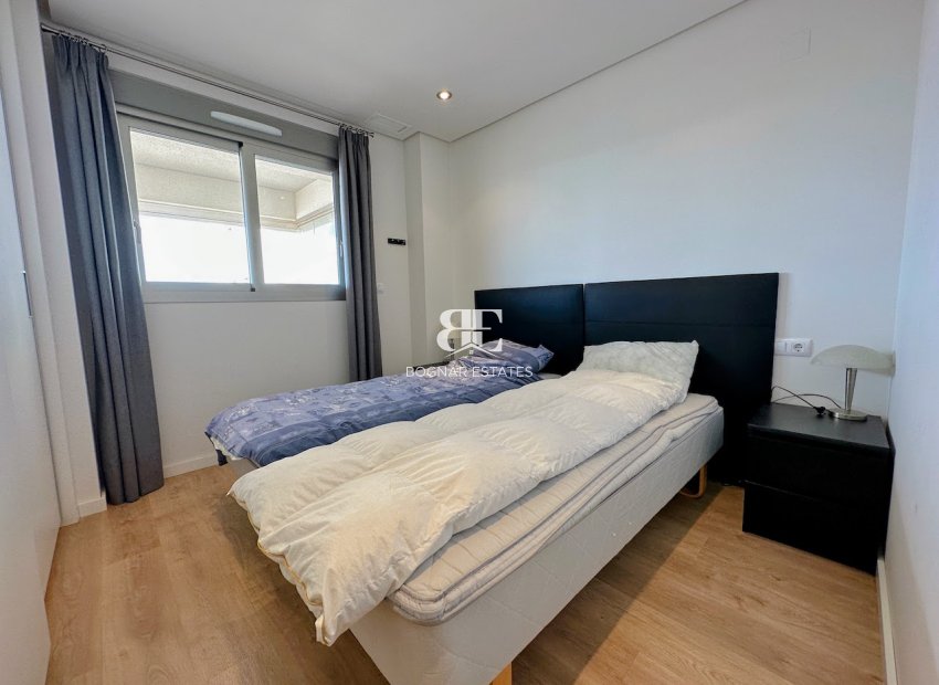 Herverkoop - apartment -
Orihuela Costa - La Zenia