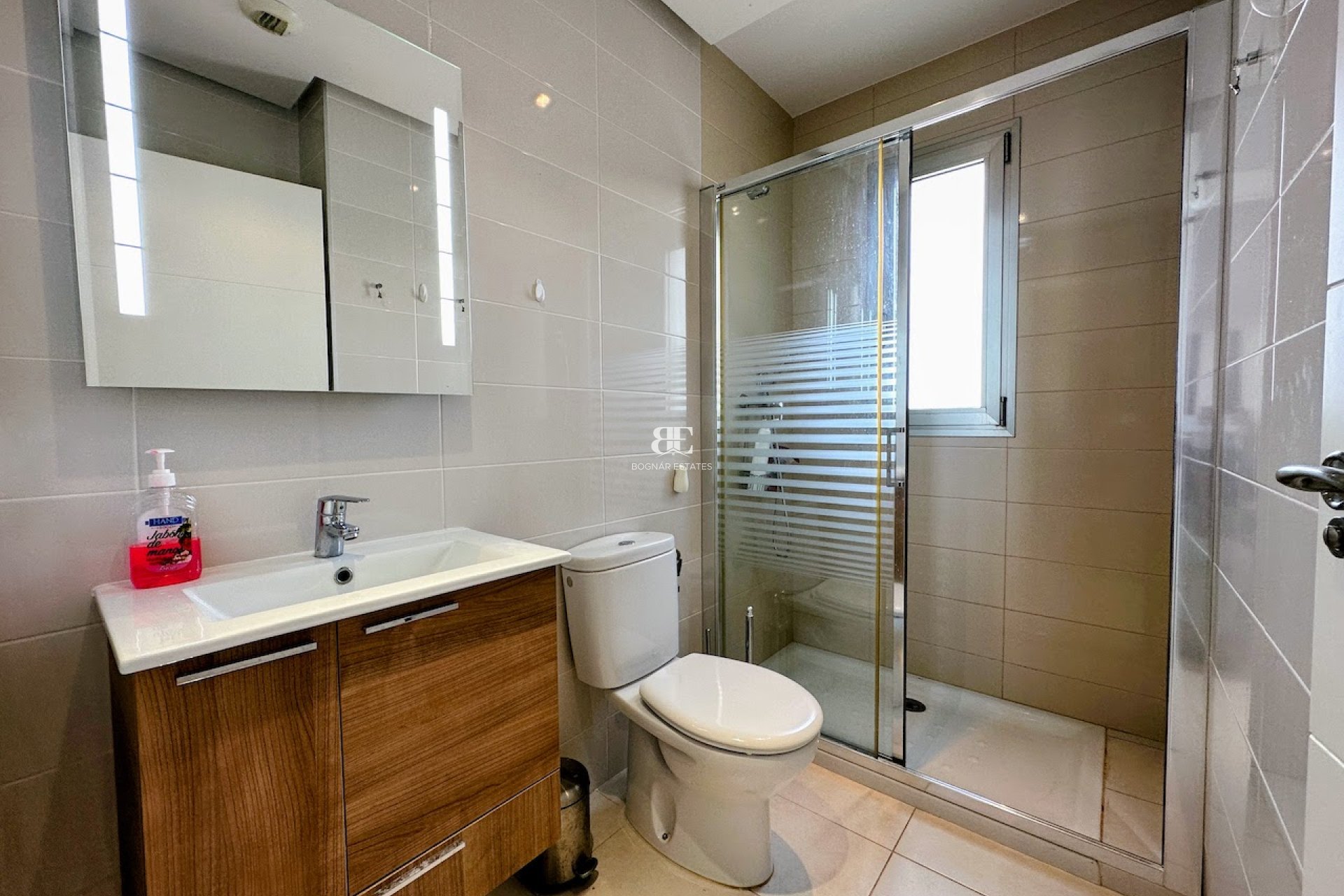 Herverkoop - apartment -
Orihuela Costa - La Zenia