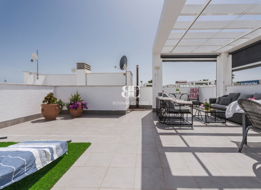Herverkoop - apartment -
Orihuela Costa - La Zenia