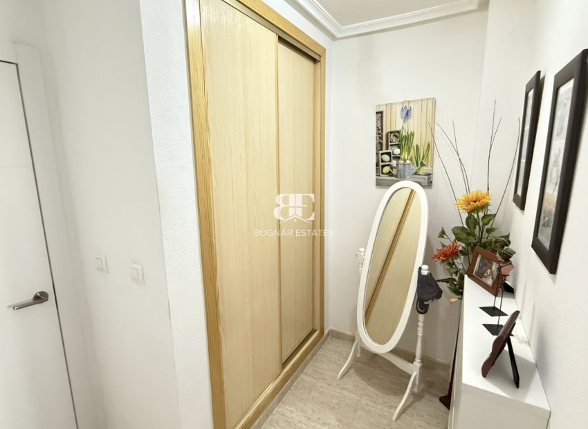 Herverkoop - apartment -
Orihuela Costa - La Zenia