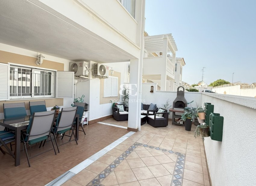 Herverkoop - apartment -
Orihuela Costa - La Zenia