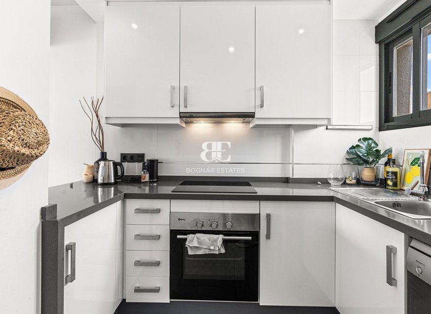 Herverkoop - apartment -
Orihuela Costa - La Zenia