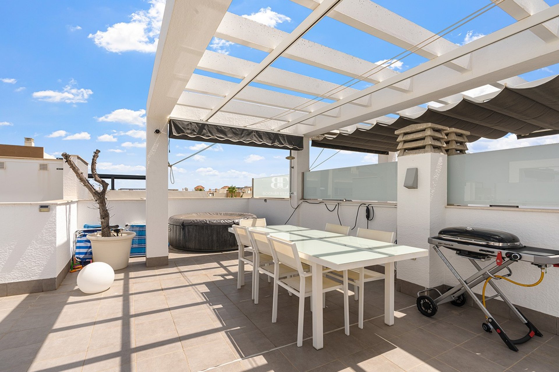 Herverkoop - apartment -
Orihuela Costa - La Zenia