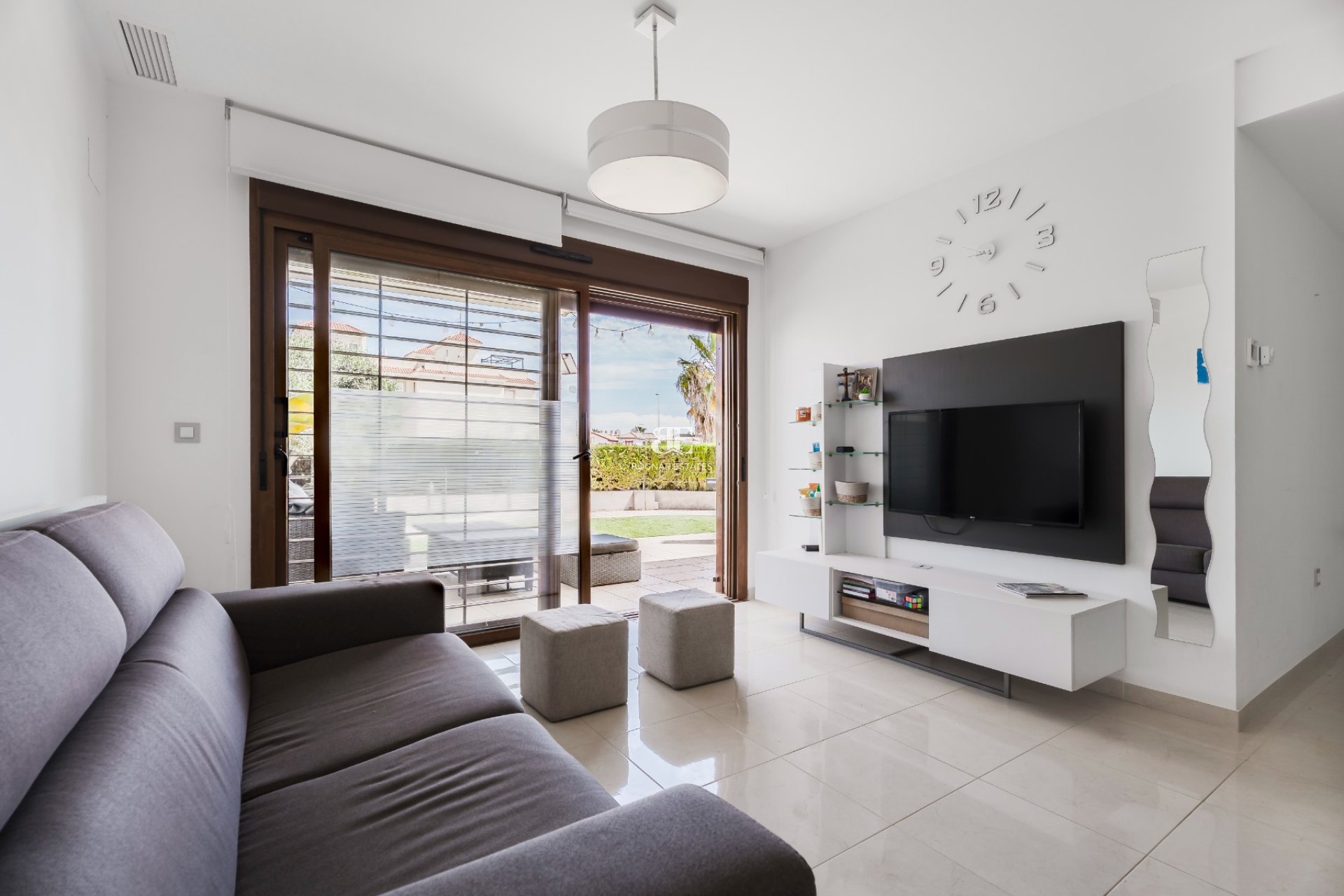 Herverkoop - apartment -
Orihuela Costa - La Zenia