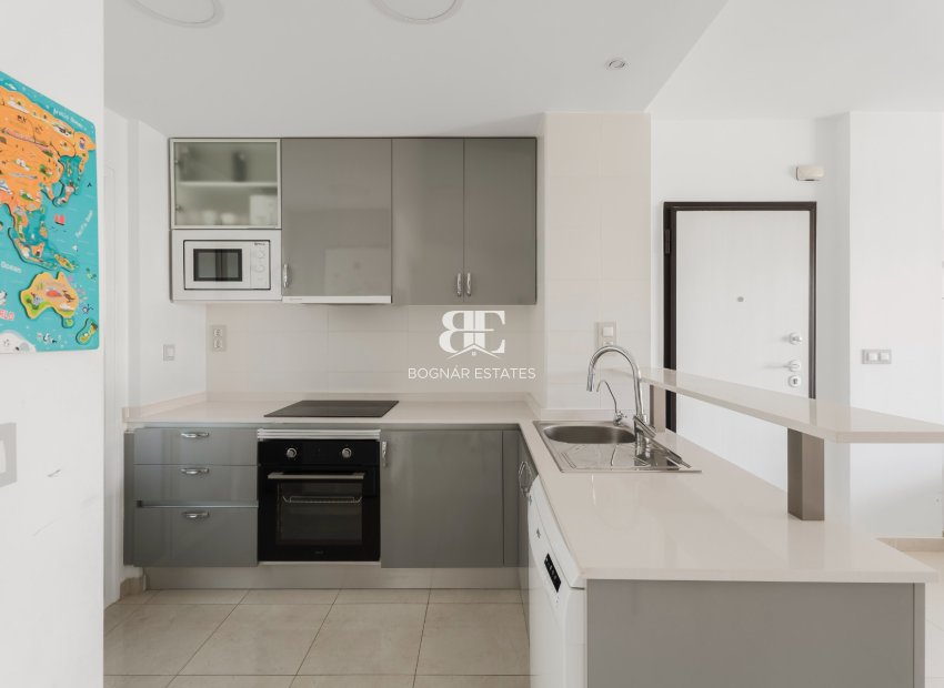 Herverkoop - apartment -
Orihuela Costa - La Zenia