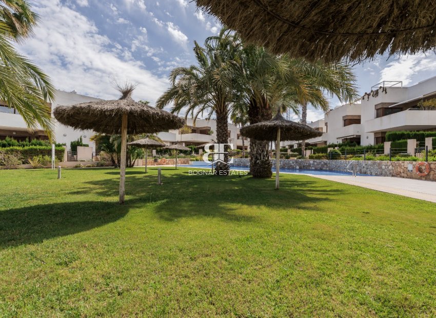 Herverkoop - apartment -
Orihuela Costa - La Zenia