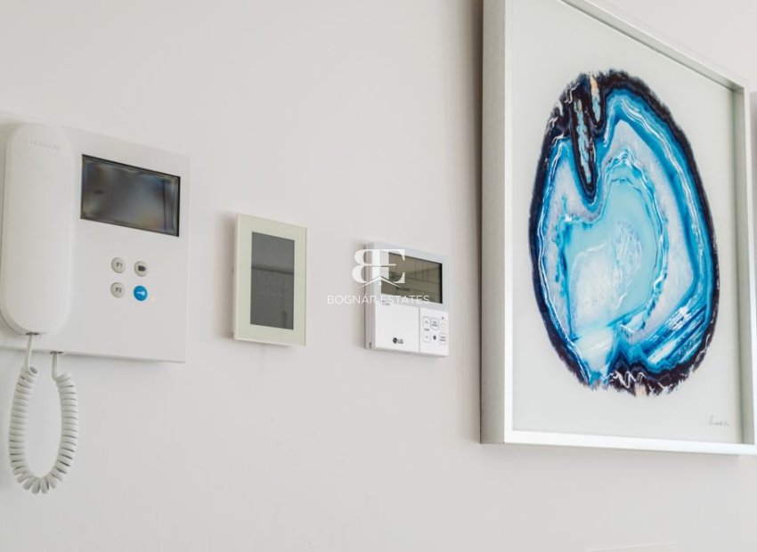 Herverkoop - apartment -
Orihuela Costa - Las Colinas golf