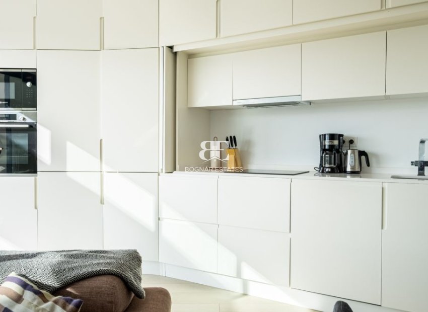 Herverkoop - apartment -
Orihuela Costa - Las Colinas golf