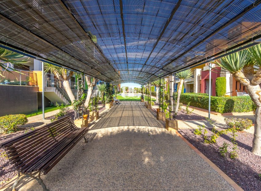 Herverkoop - apartment -
Orihuela Costa - Lomas De Cabo Roig