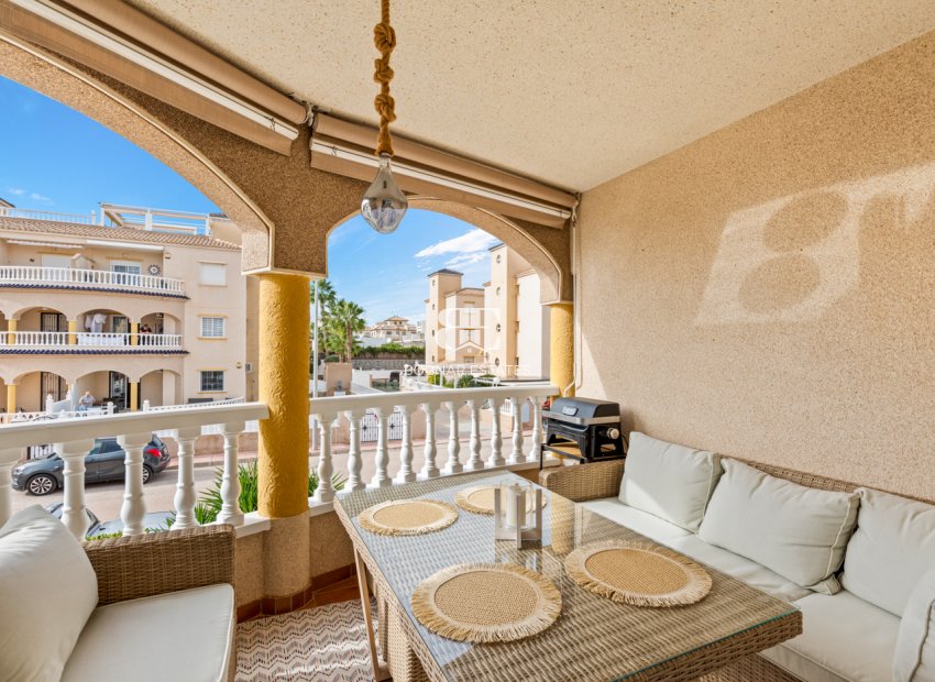 Herverkoop - apartment -
Orihuela Costa - Lomas De Cabo Roig