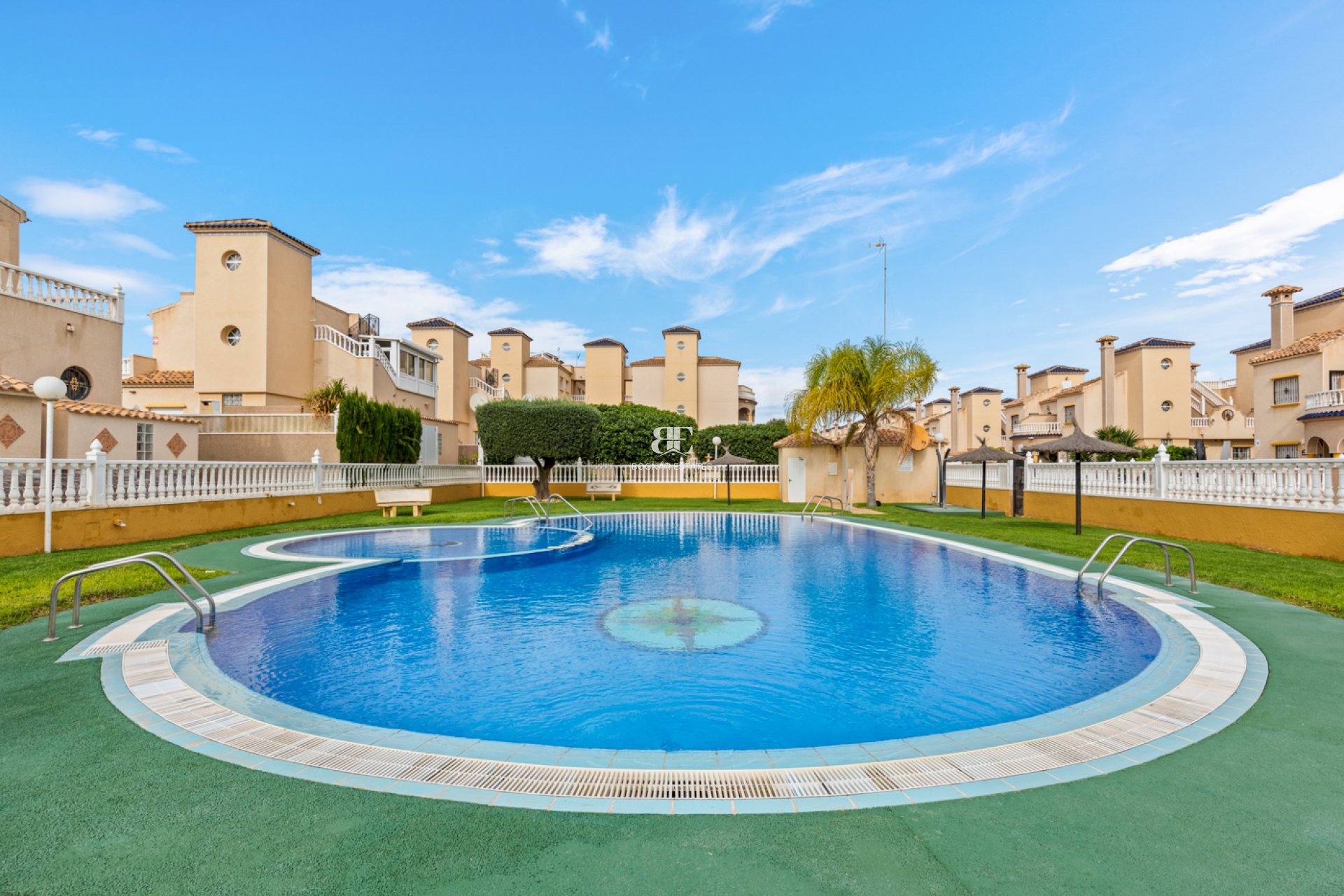 Herverkoop - apartment -
Orihuela Costa - Lomas De Cabo Roig