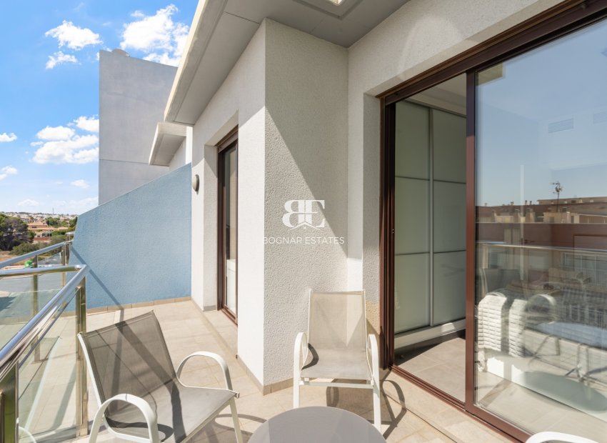 Herverkoop - apartment -
Orihuela Costa - Lomas De Cabo Roig
