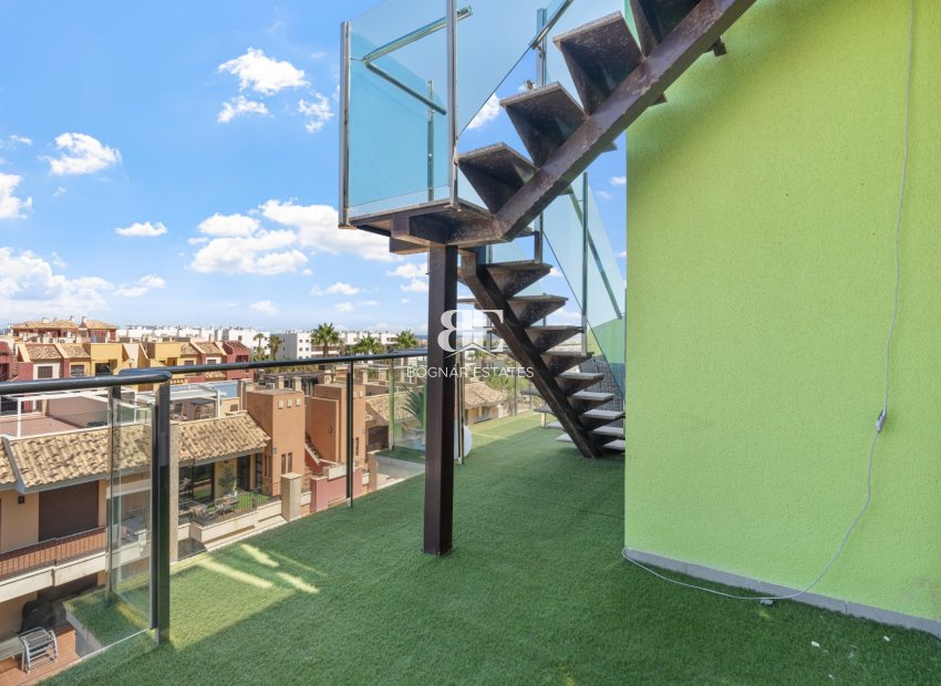 Herverkoop - apartment -
Orihuela Costa - Lomas De Cabo Roig