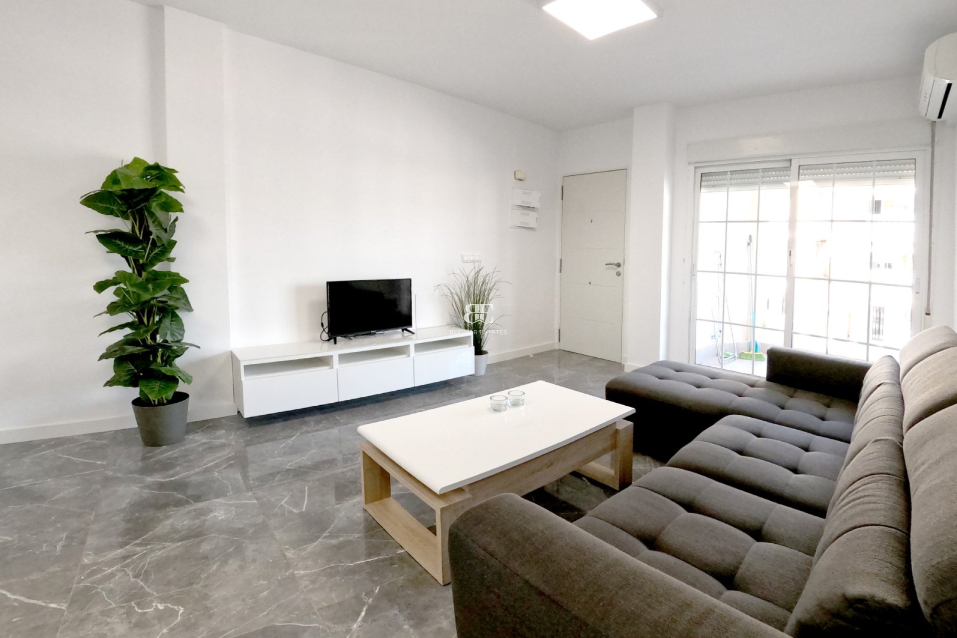 Herverkoop - apartment -
Orihuela Costa - Lomas De Cabo Roig