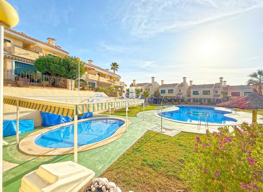 Herverkoop - apartment -
Orihuela Costa - Lomas de Campoamor