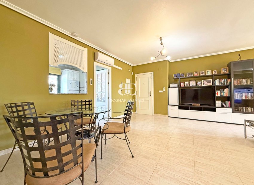 Herverkoop - apartment -
Orihuela Costa - Lomas de Campoamor