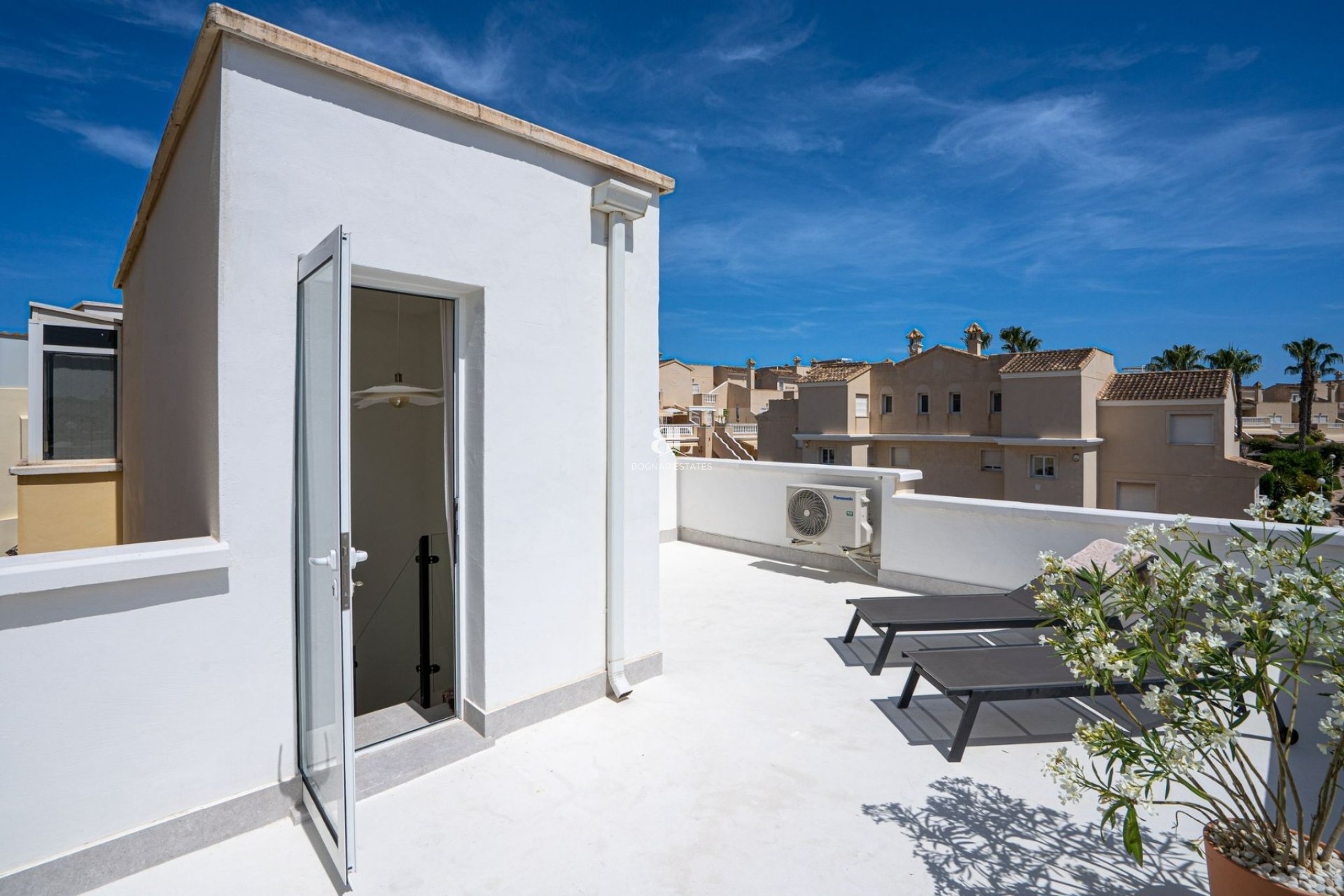 Herverkoop - apartment -
Orihuela Costa - Los Altos