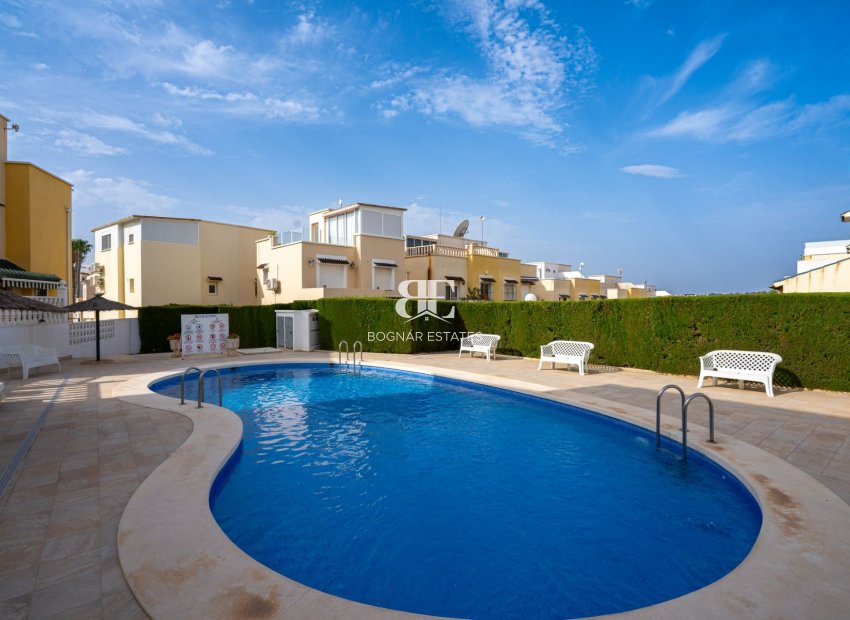 Herverkoop - apartment -
Orihuela Costa - Los Altos