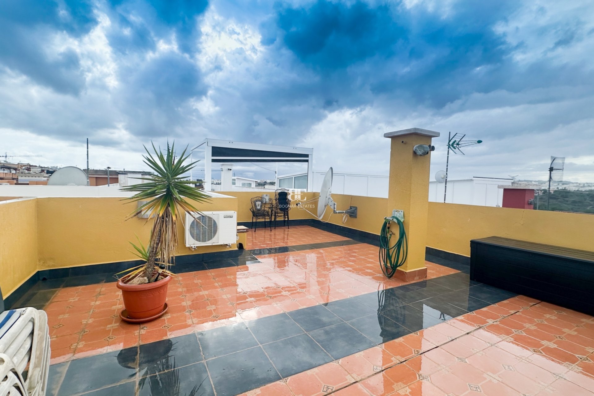 Herverkoop - apartment -
Orihuela Costa - Los Altos