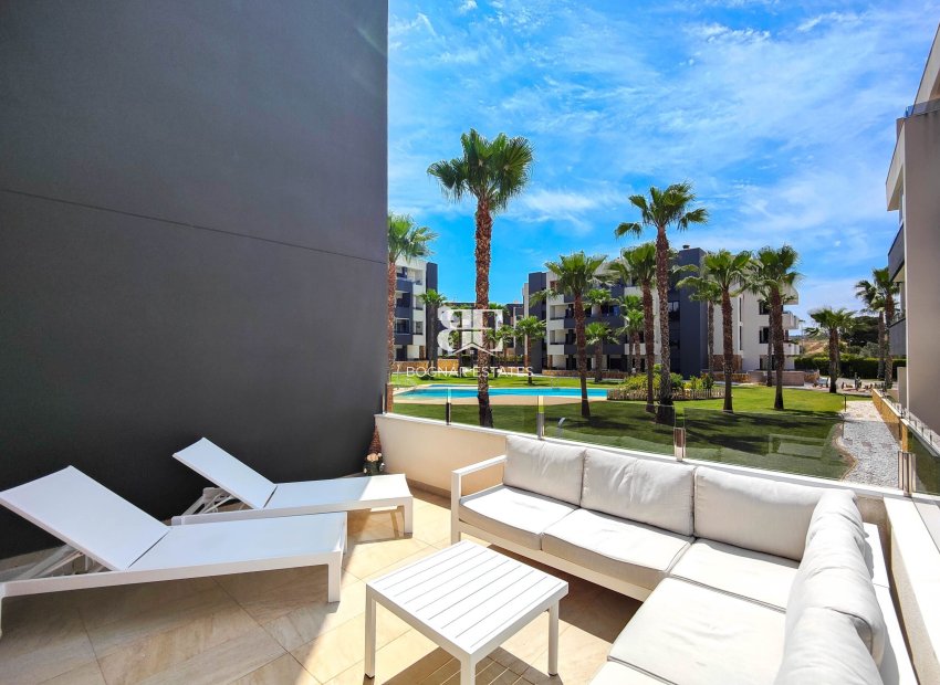 Herverkoop - apartment -
Orihuela Costa - Los Altos