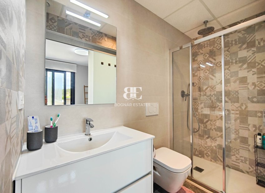 Herverkoop - apartment -
Orihuela Costa - Los Altos