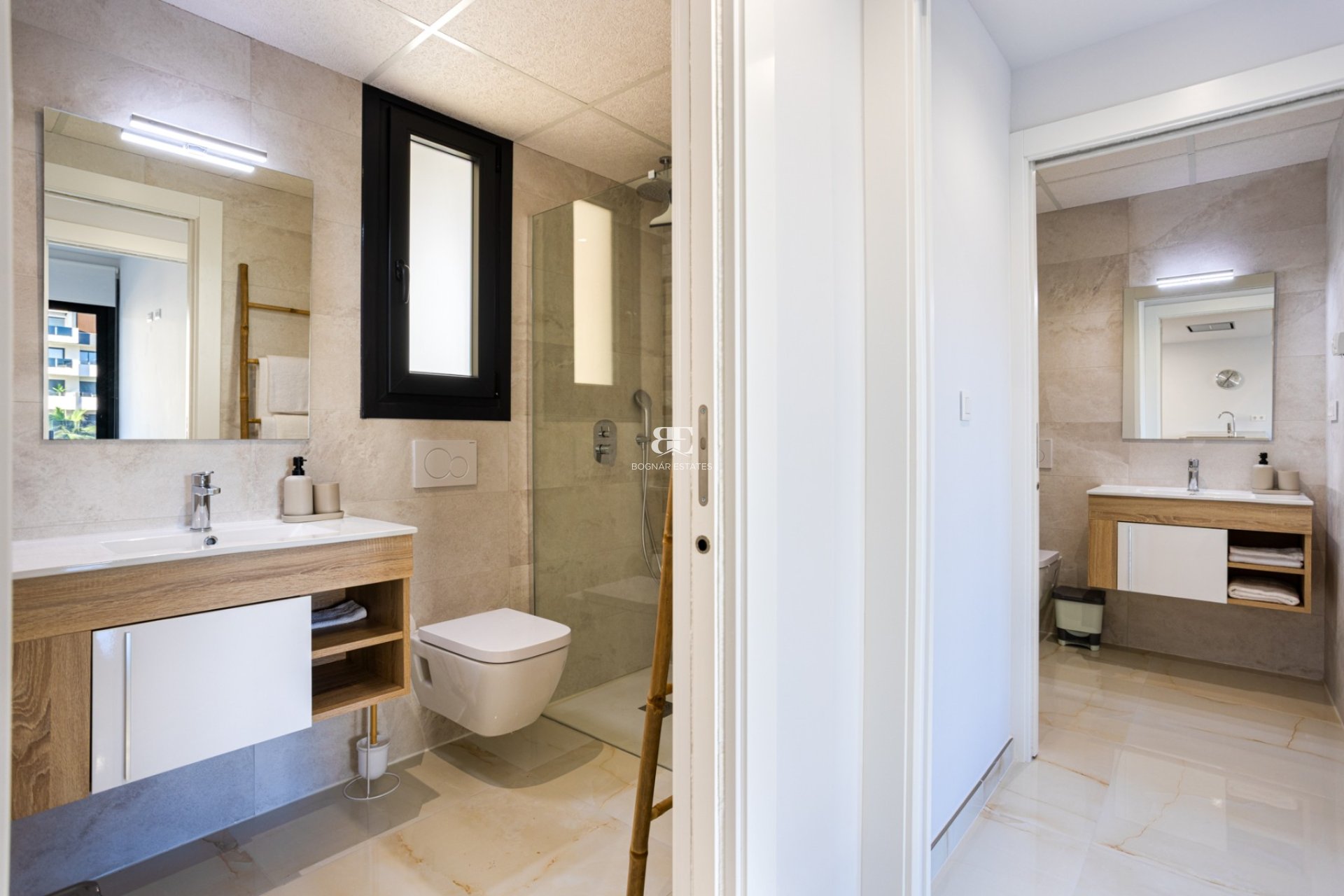 Herverkoop - apartment -
Orihuela Costa - Los Altos