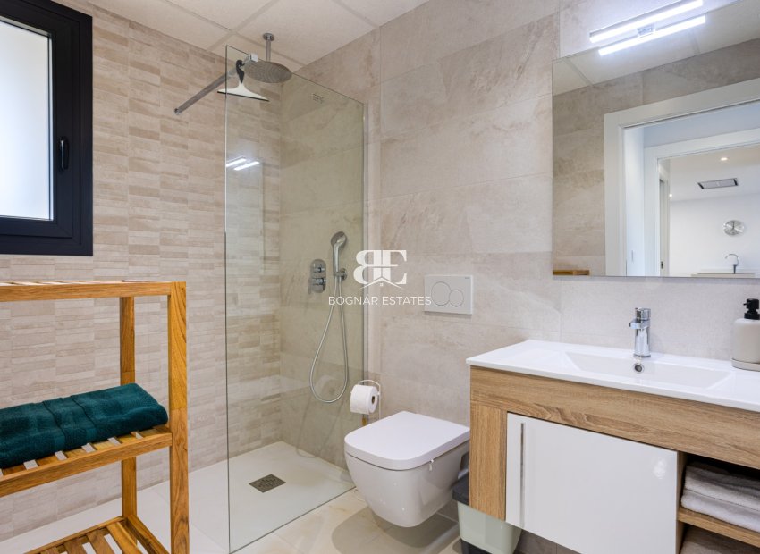 Herverkoop - apartment -
Orihuela Costa - Los Altos