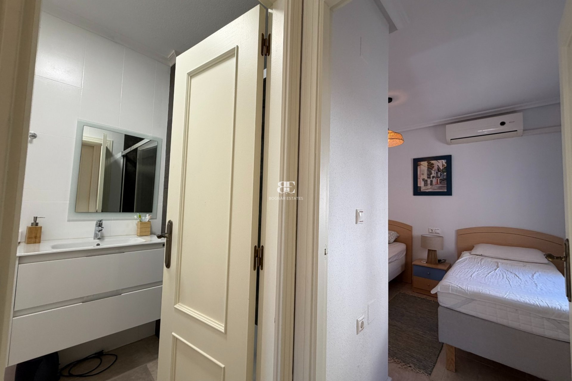 Herverkoop - apartment -
Orihuela Costa - Los Altos