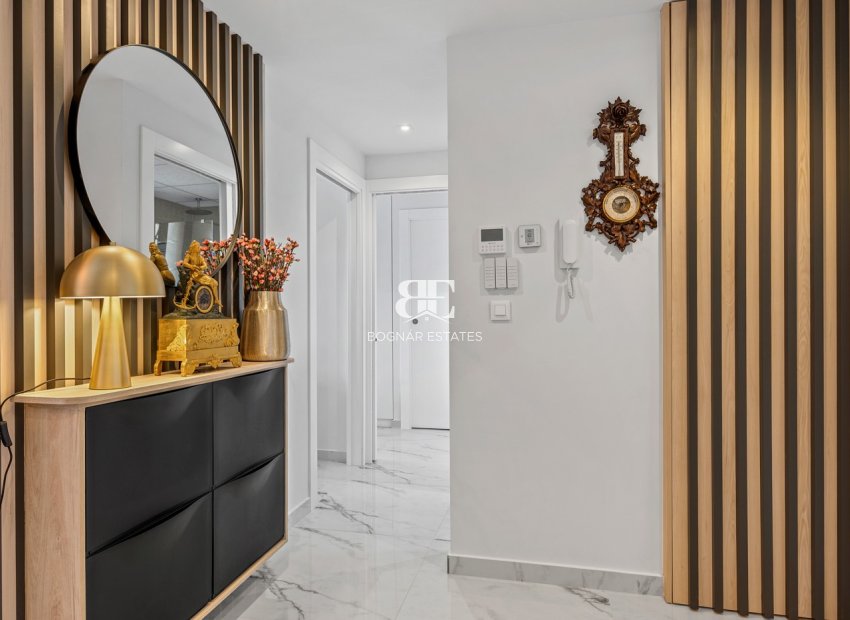 Herverkoop - apartment -
Orihuela Costa - Los Altos