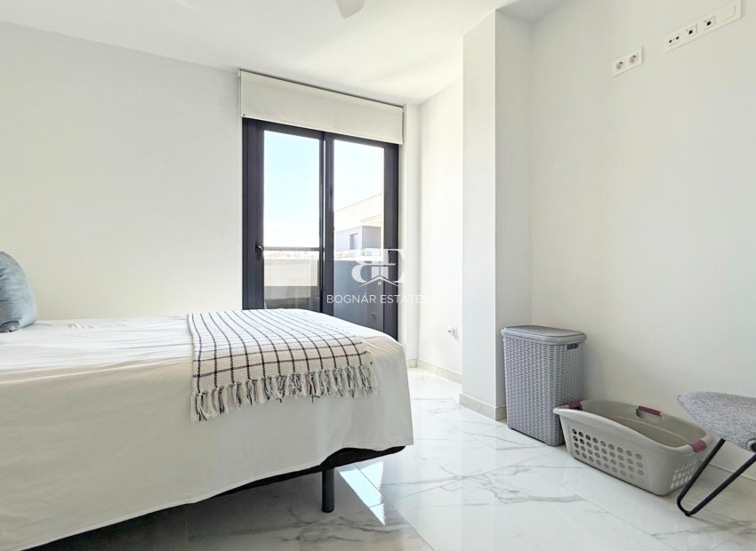 Herverkoop - apartment -
Orihuela Costa - Los Altos