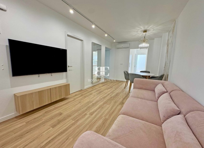 Herverkoop - apartment -
Orihuela Costa - Los Altos