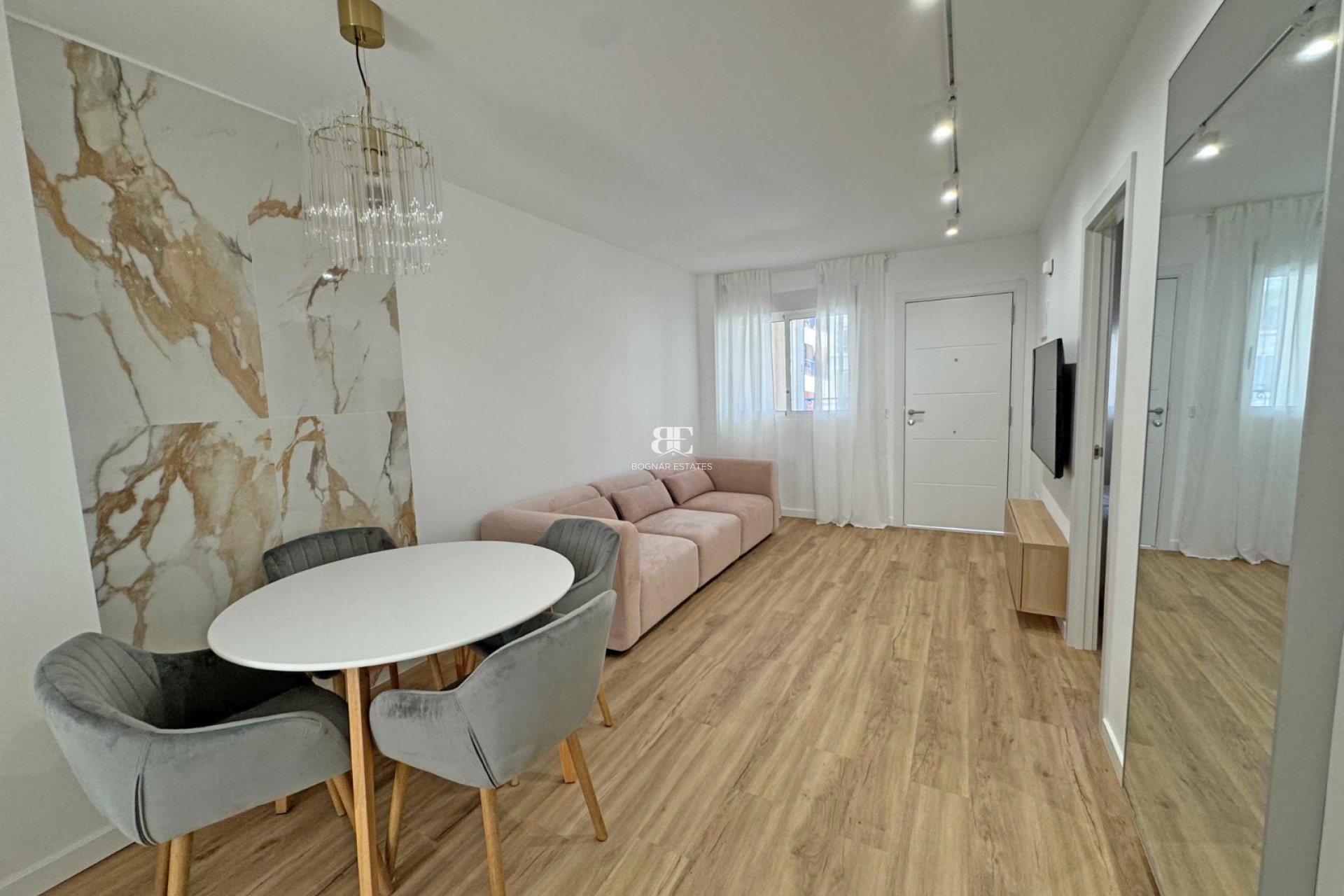 Herverkoop - apartment -
Orihuela Costa - Los Altos