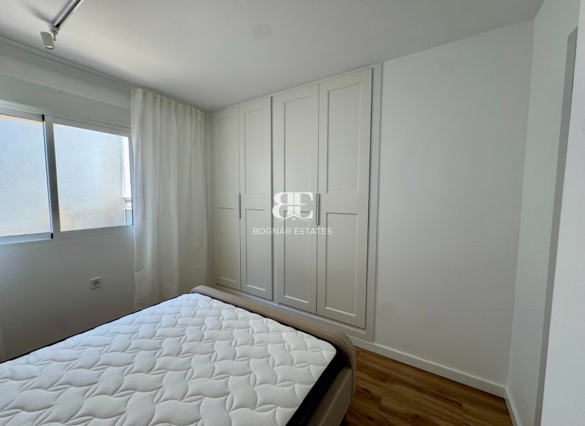 Herverkoop - apartment -
Orihuela Costa - Los Altos