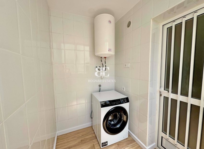 Herverkoop - apartment -
Orihuela Costa - Los Altos