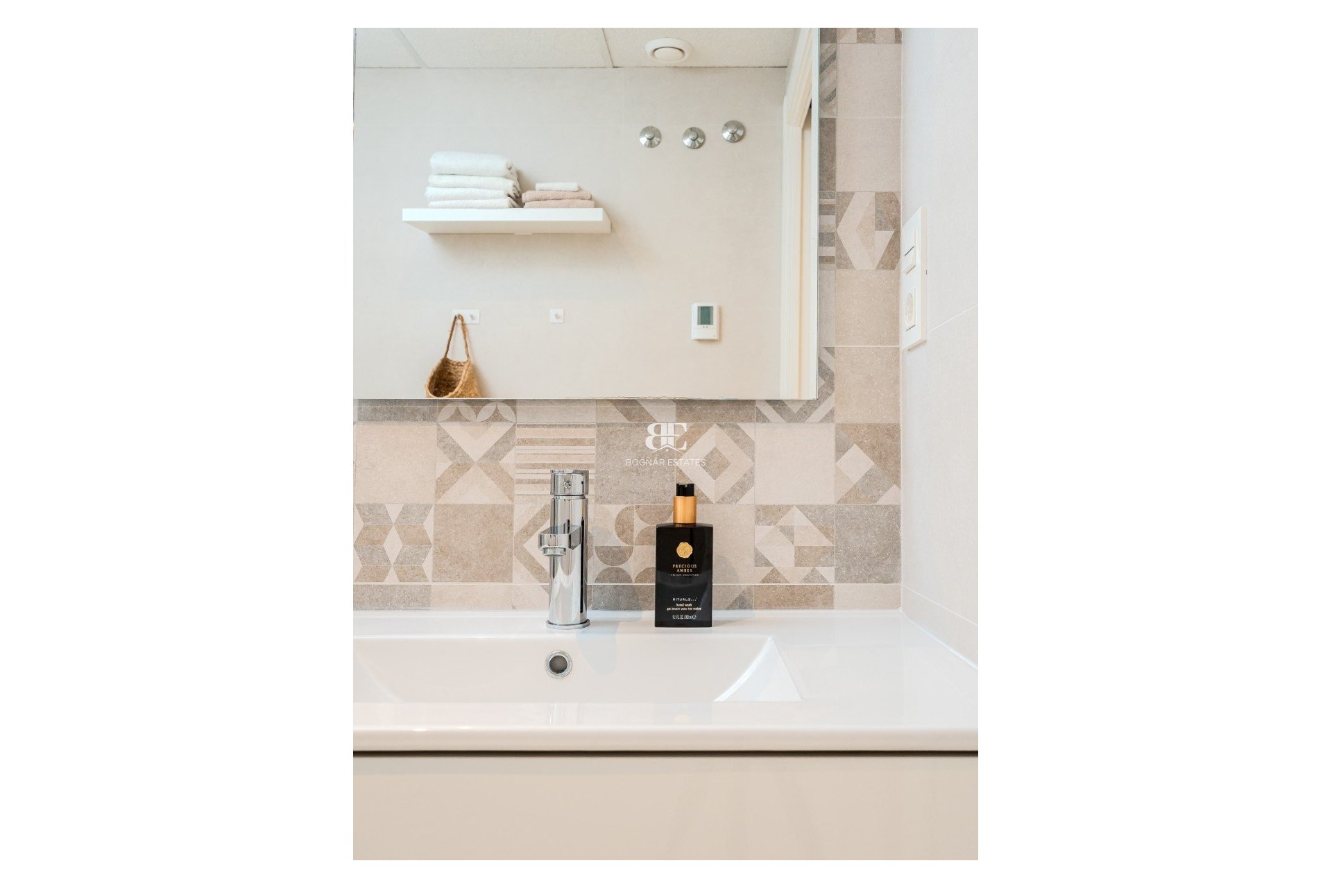 Herverkoop - apartment -
Orihuela Costa - Los Altos