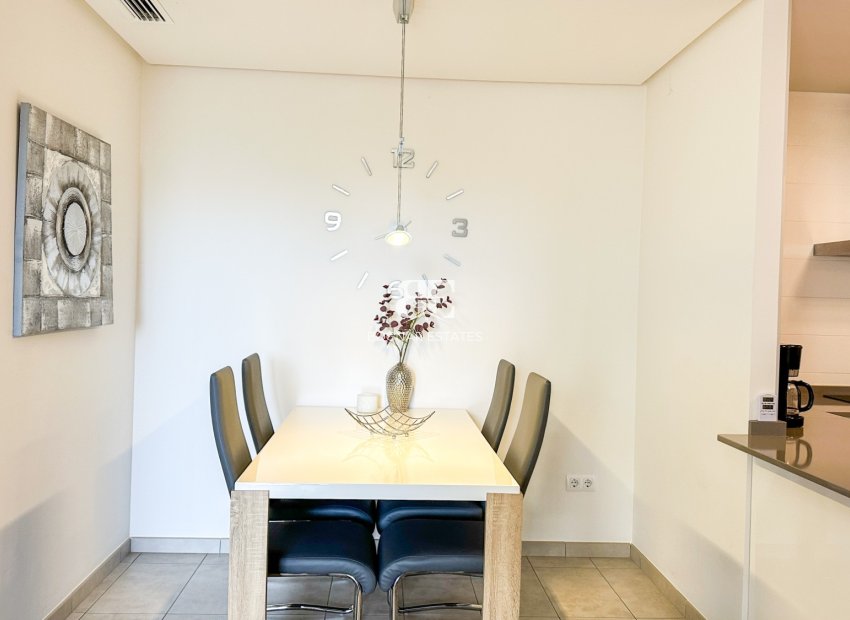 Herverkoop - apartment -
Orihuela Costa - Los Dolses