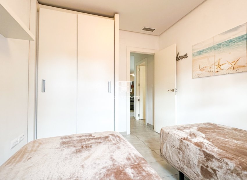 Herverkoop - apartment -
Orihuela Costa - Los Dolses