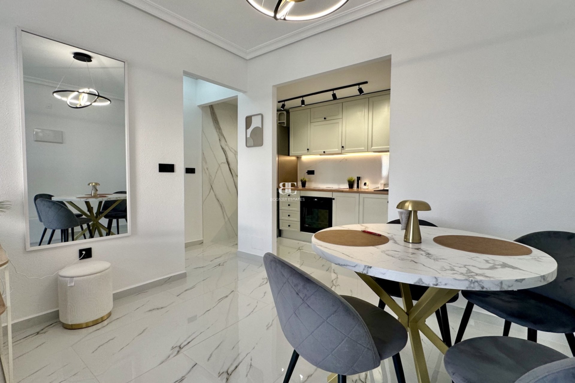 Herverkoop - apartment -
Orihuela Costa - Playa Flamenca