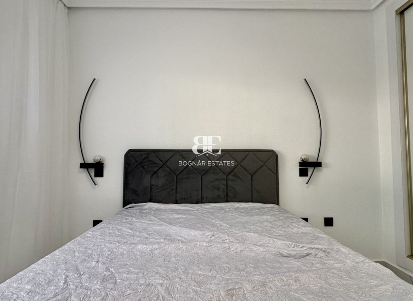 Herverkoop - apartment -
Orihuela Costa - Playa Flamenca