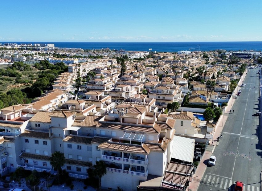 Herverkoop - apartment -
Orihuela Costa - Playa Flamenca