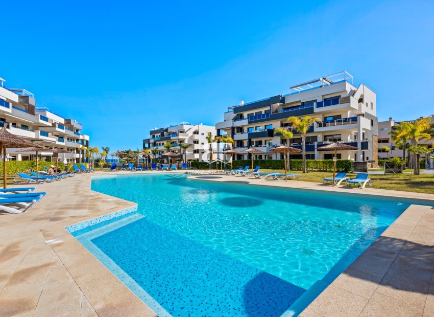 Herverkoop - apartment -
Orihuela Costa - Playa Flamenca