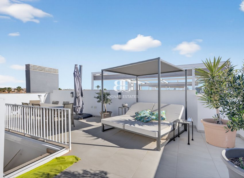 Herverkoop - apartment -
Orihuela Costa - Playa Flamenca