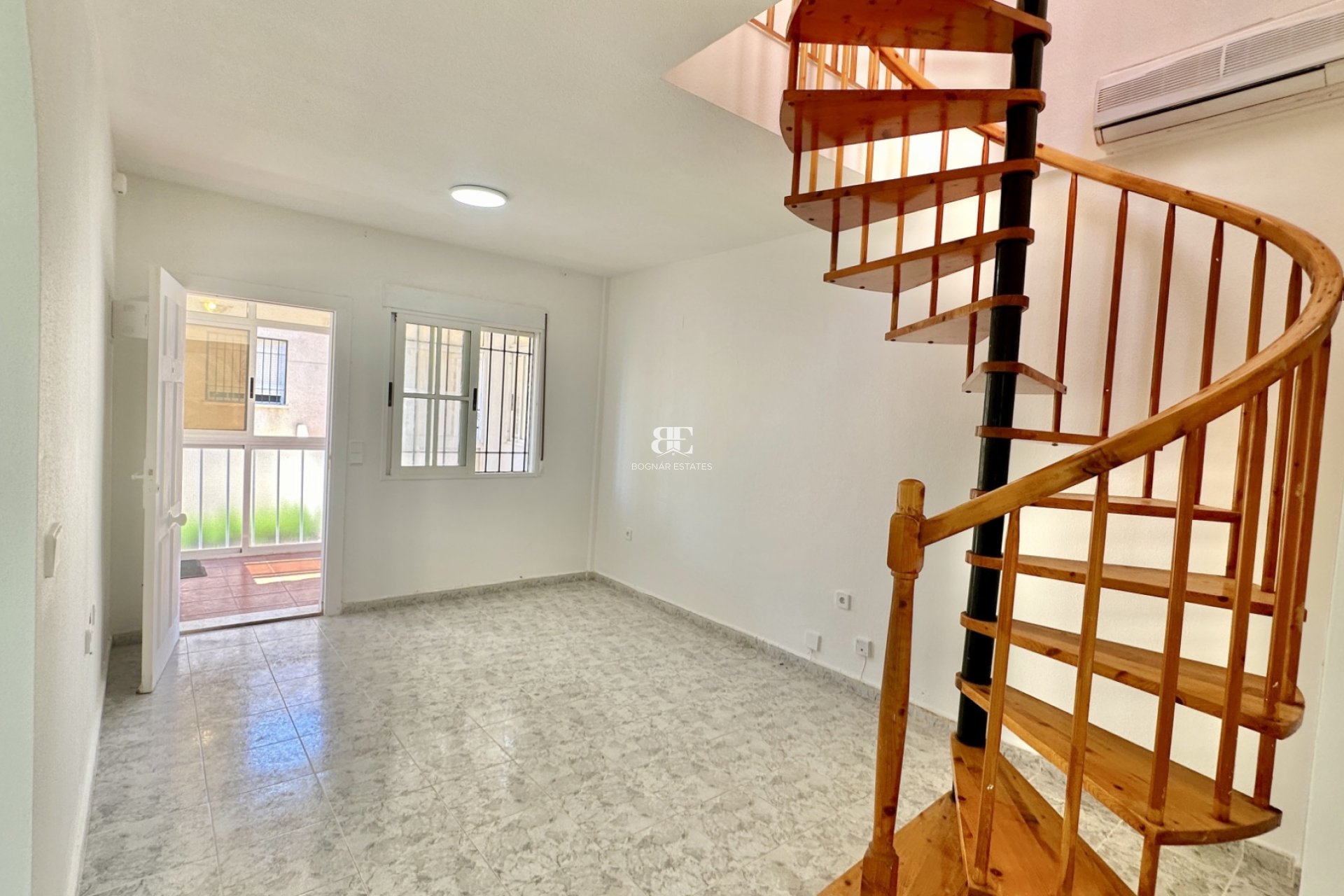 Herverkoop - apartment -
Orihuela Costa - Playa Flamenca