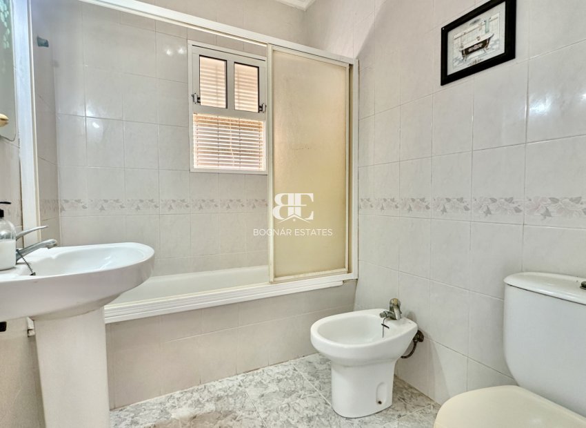 Herverkoop - apartment -
Orihuela Costa - Playa Flamenca