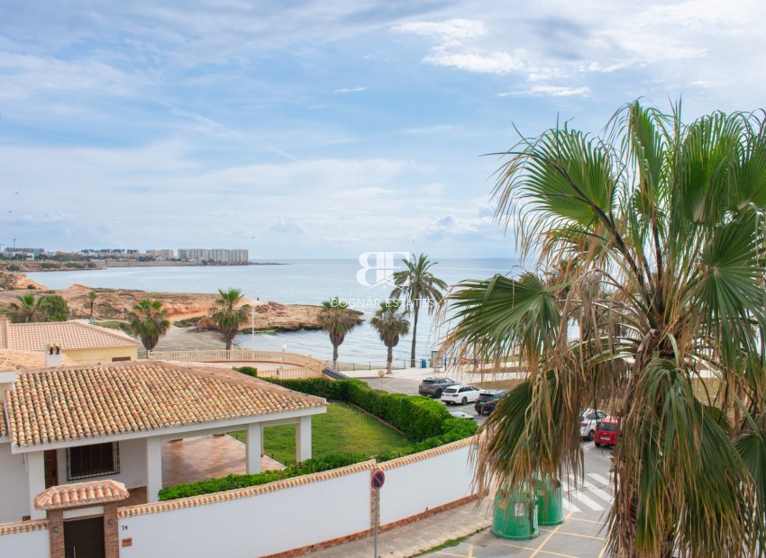 Herverkoop - apartment -
Orihuela Costa - Playa Flamenca