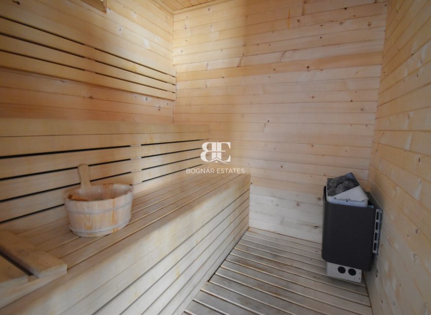 Herverkoop - apartment -
Orihuela Costa - Playa Flamenca